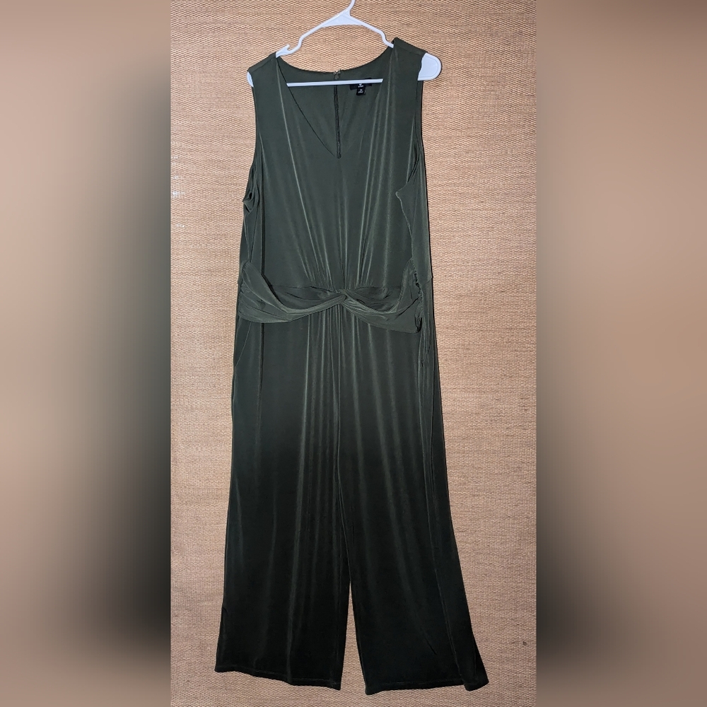 J Jason Wu olive pantsuit 2x